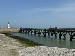Leuchtturm an der Hafeneinfahrt