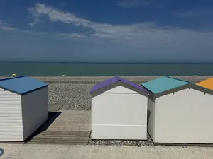 Bunte Strandkabinen